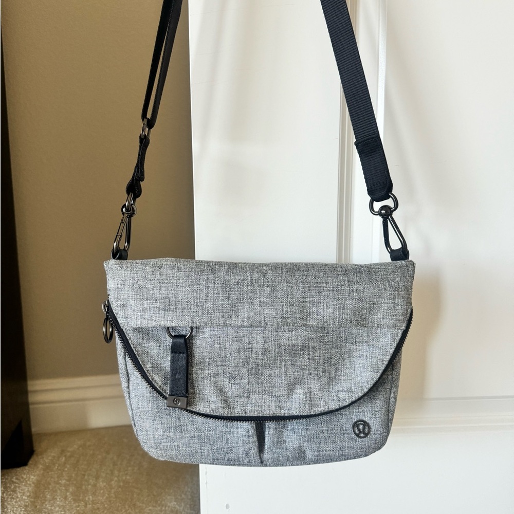 Lululemon Crossbody All Night Festival Bag 5L